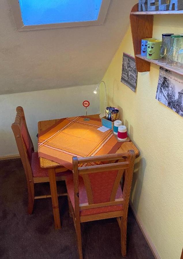 Gemuetliches Zimmer Zentral In Der Lueneburger Heide Schneverdingen Exterior photo